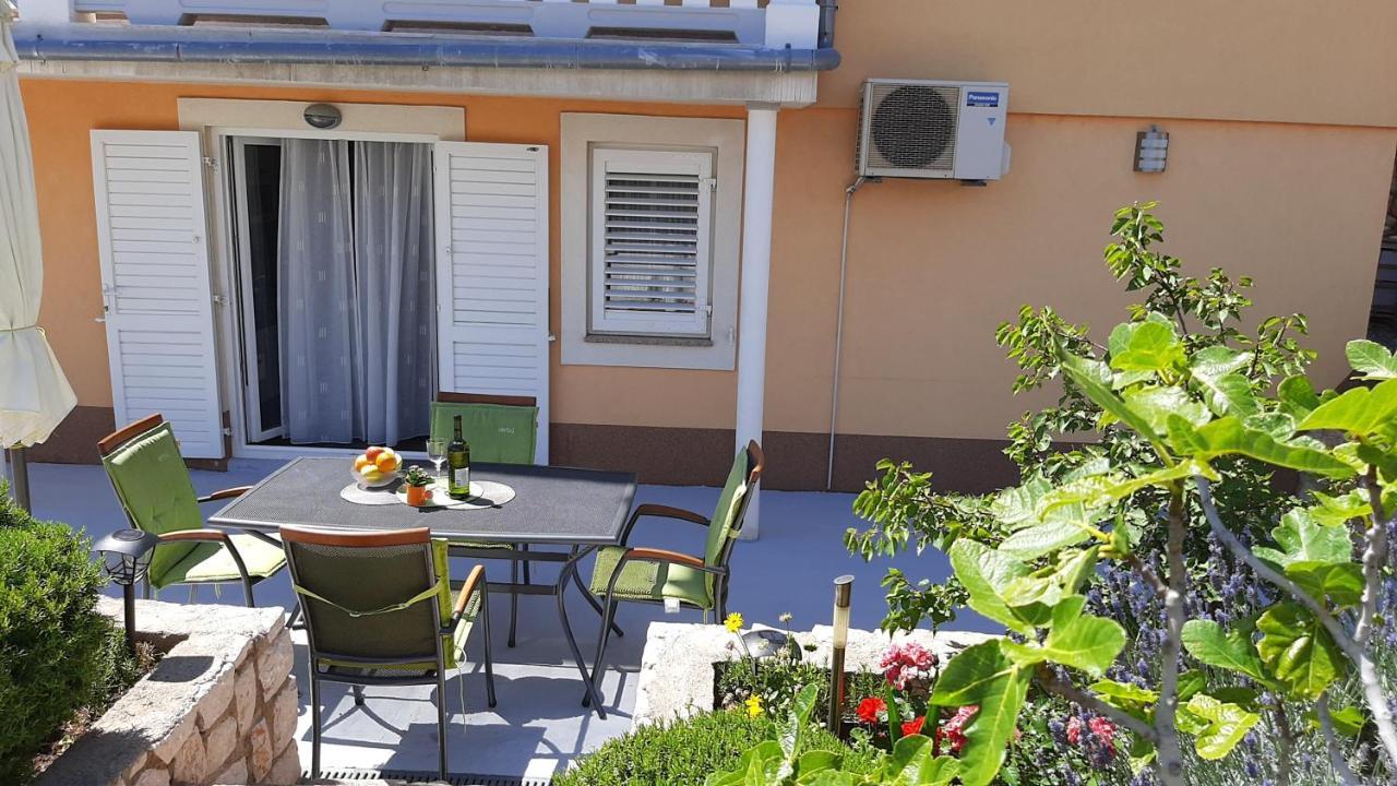 Apartments Pavelic Novi Vinodolski Extérieur photo
