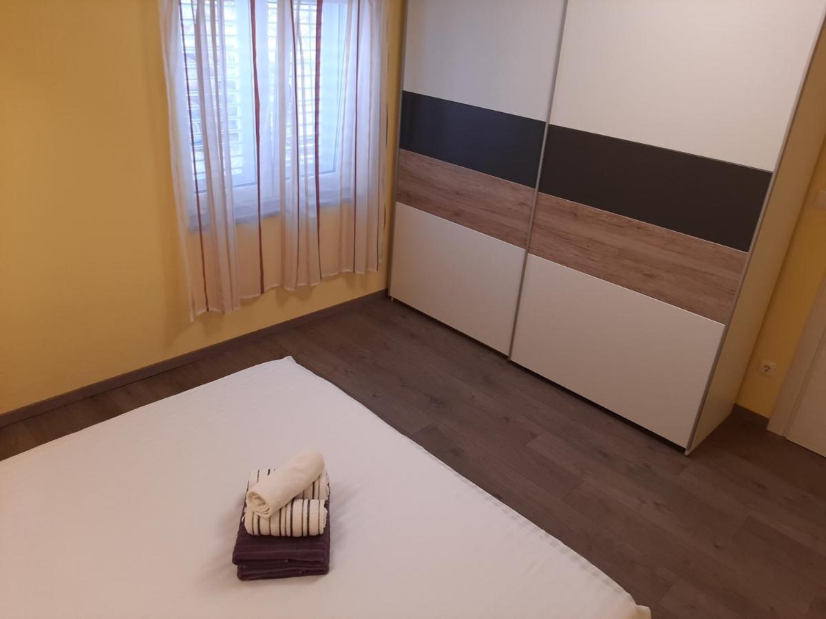 Apartments Pavelic Novi Vinodolski Extérieur photo