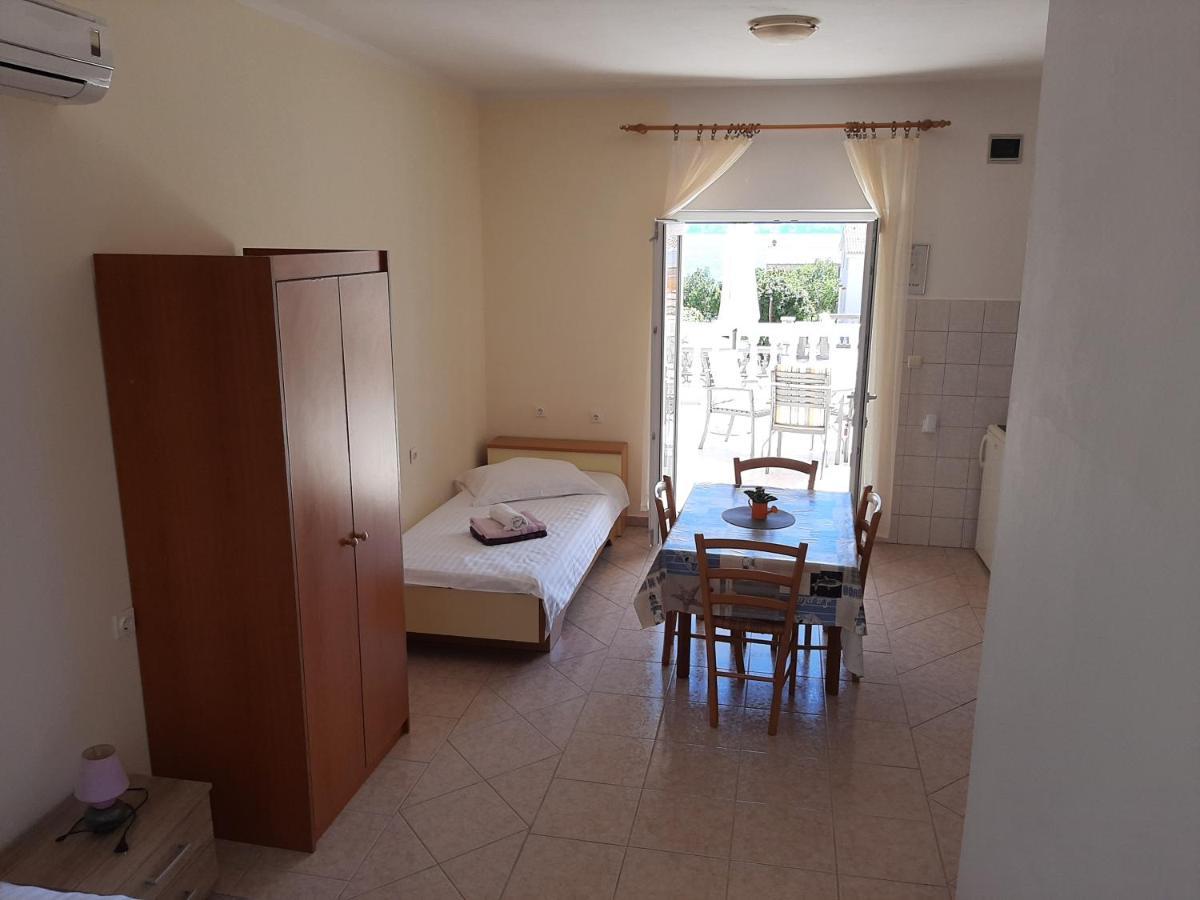 Apartments Pavelic Novi Vinodolski Extérieur photo